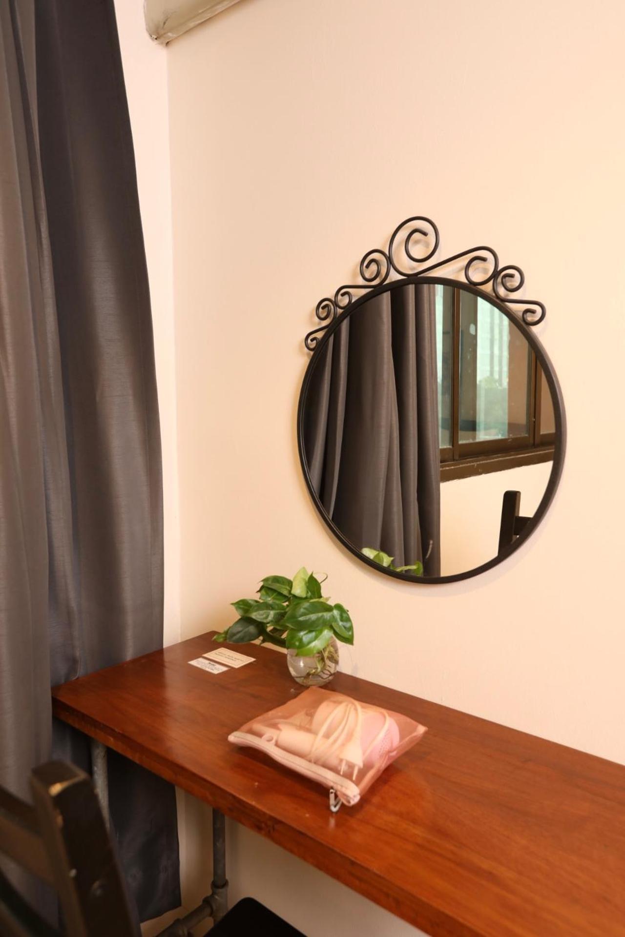 Studio F Sukhumvit Бангкок Екстер'єр фото